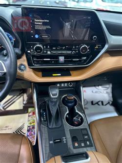 تۆیۆتا هایلاندەر